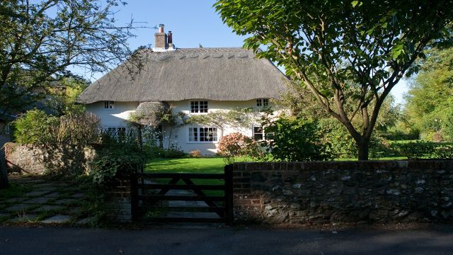 English Country Cottage - by Dreamnote Music